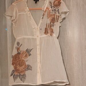FANG Cream Floral Button-Up Blouse